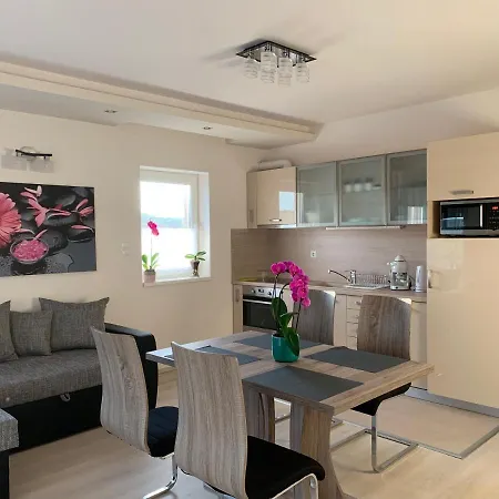 Orchidea Apartmanhaz Egerszalok Exterior photo